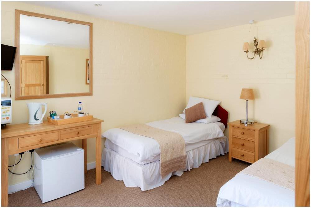 Kingfisher Barn Bed & Breakfast Abingdon-on-Thames Екстер'єр фото