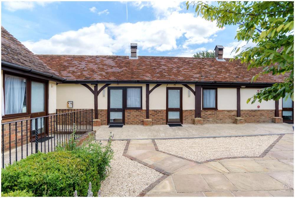 Kingfisher Barn Bed & Breakfast Abingdon-on-Thames Екстер'єр фото