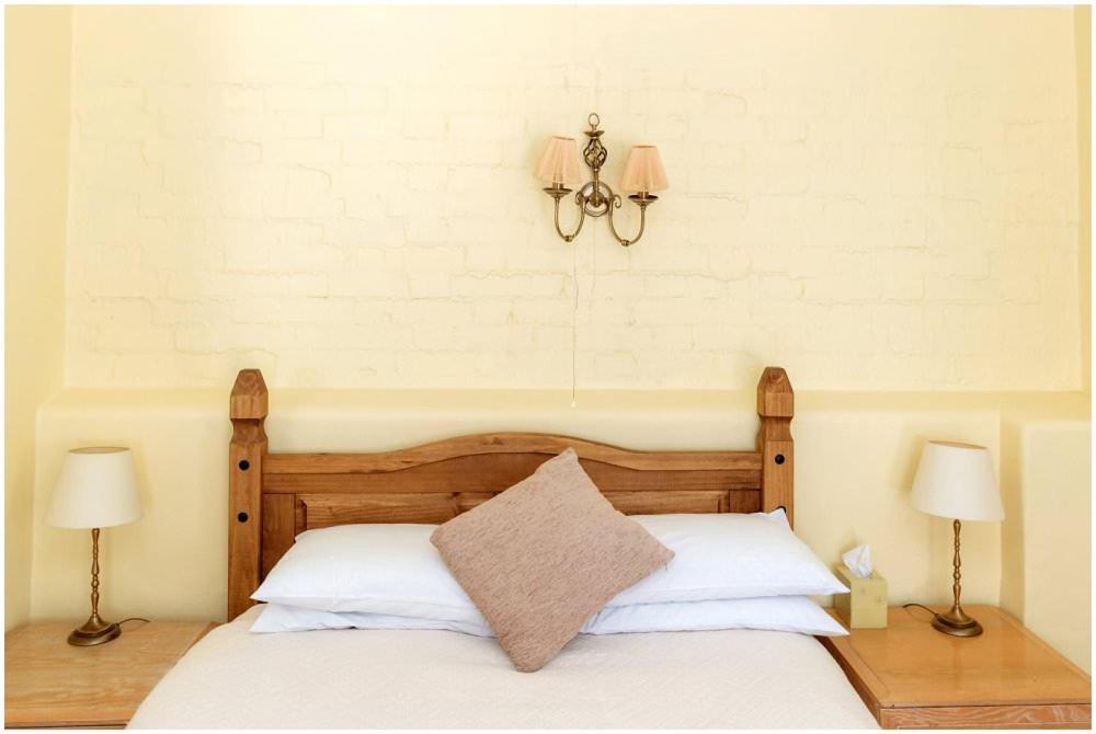 Kingfisher Barn Bed & Breakfast Abingdon-on-Thames Екстер'єр фото